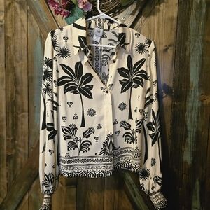 CAbi blouse/ shacked sz med